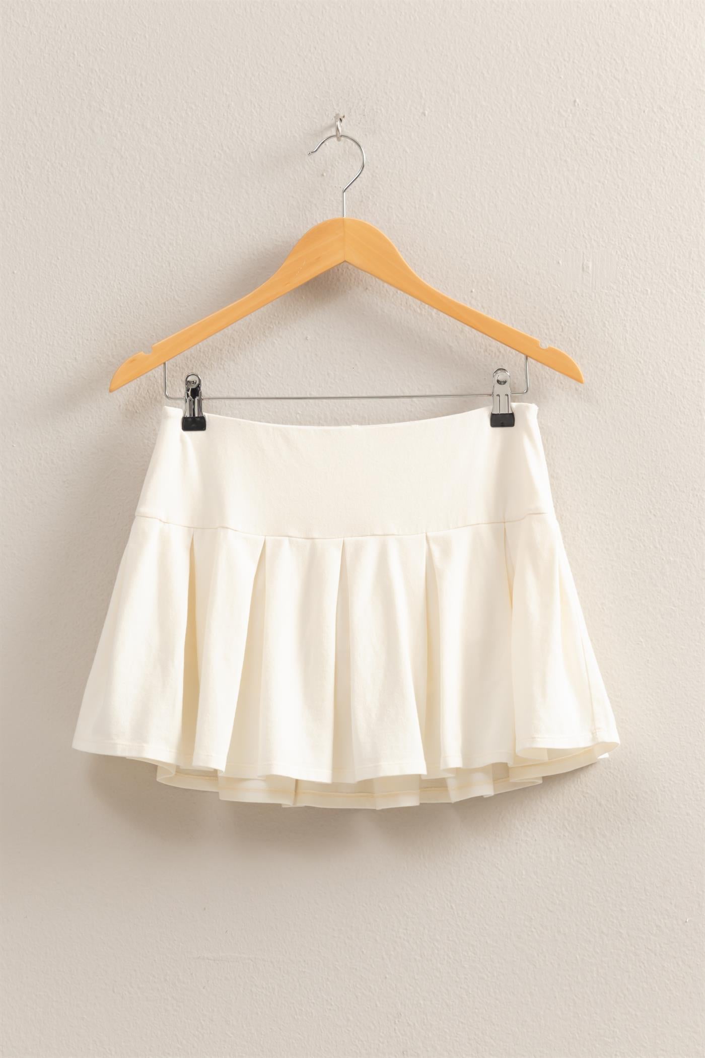 Wholesale Mid Rise Pleated Mini Skort Skorts DZ25A930 WHITE DOUBLE ZERO