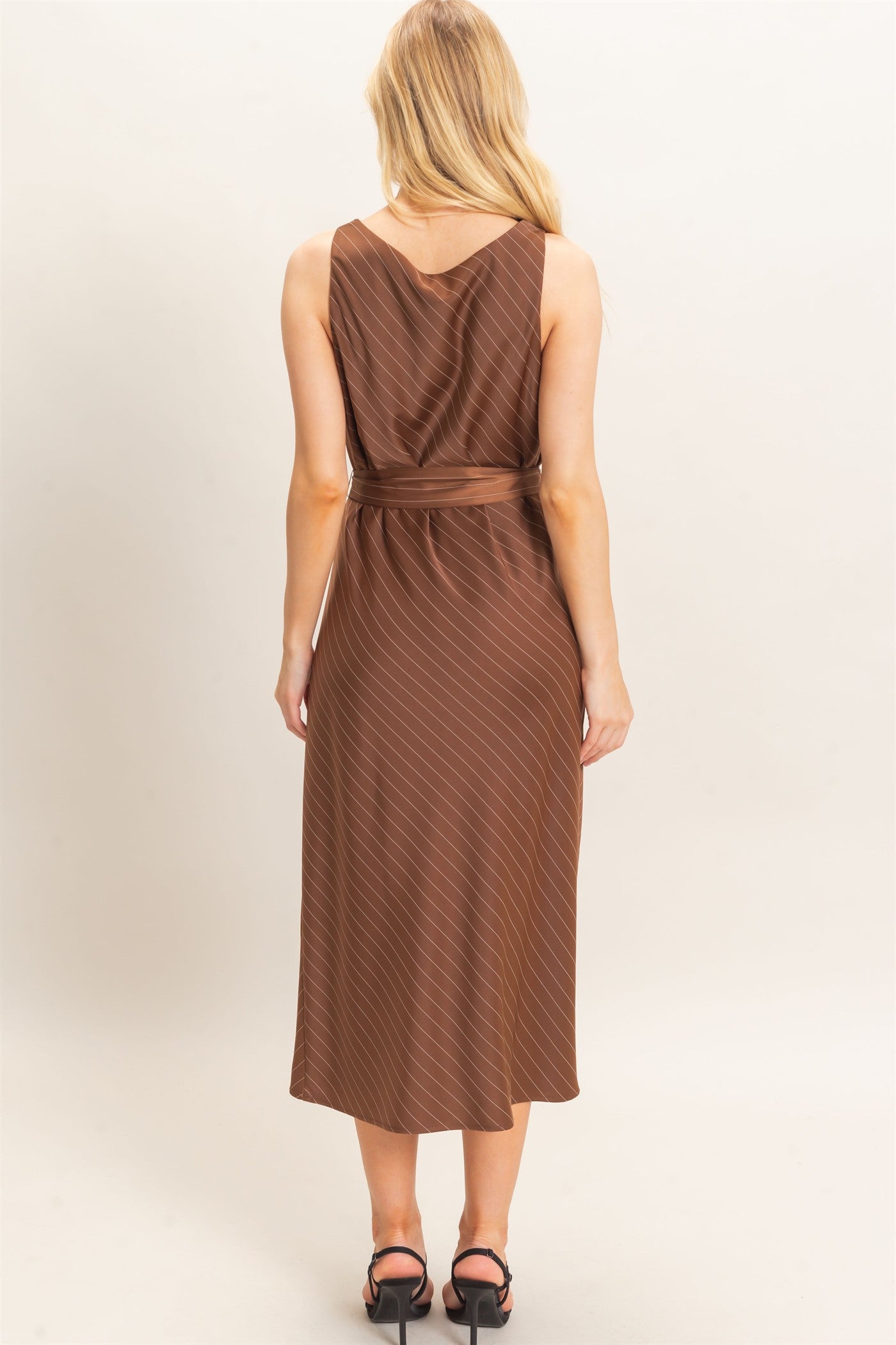 Wholesale Cowl Neck Sleeveless Belted Dress Dresses HF25E739 CHOCOLATE HYFVE