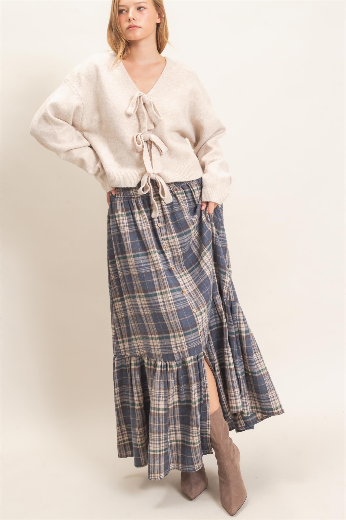 Wholesale Plaid Tiered Ruffle Skirt Skirts HF26E173 BLUE HYFVE
