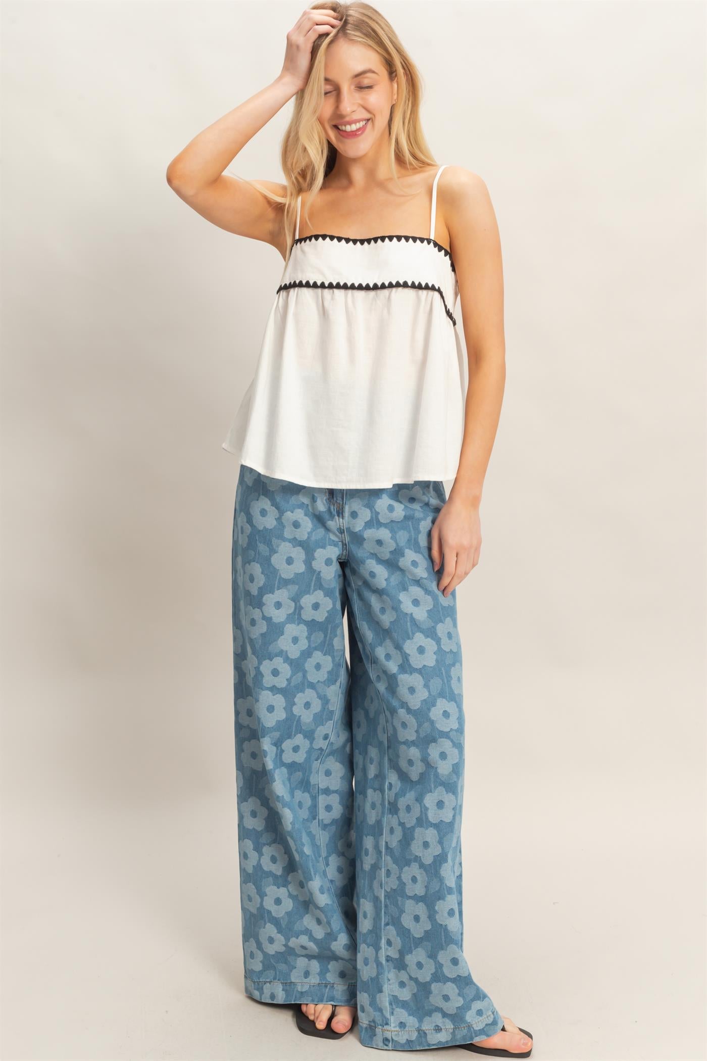 Wholesale Sleeveless Babydoll Top Blouses HF26A485 WHITE HYFVE