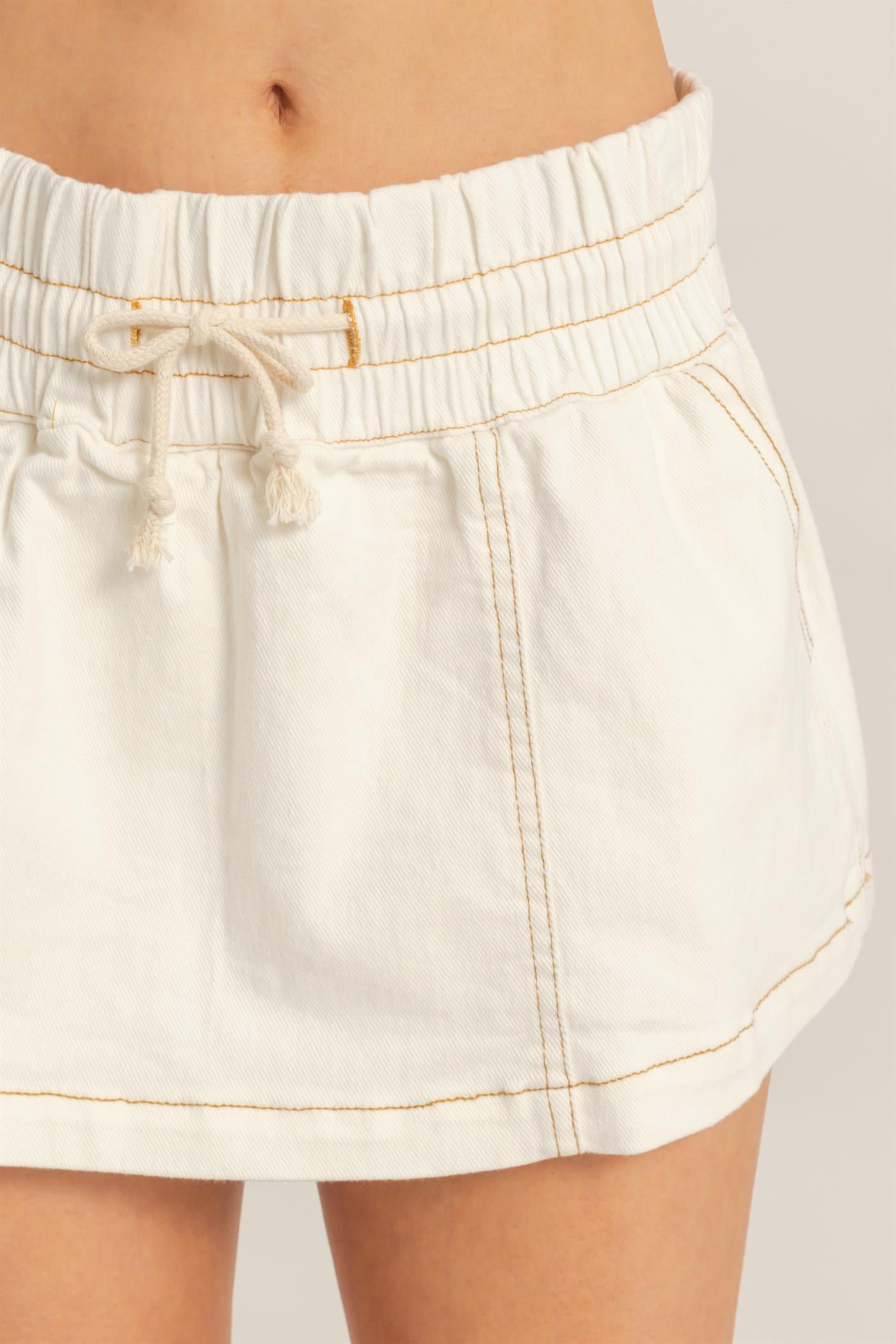 Wholesale Drawstring Waist Denim Skort Skorts HF26A382 WHITE DENIM HYFVE