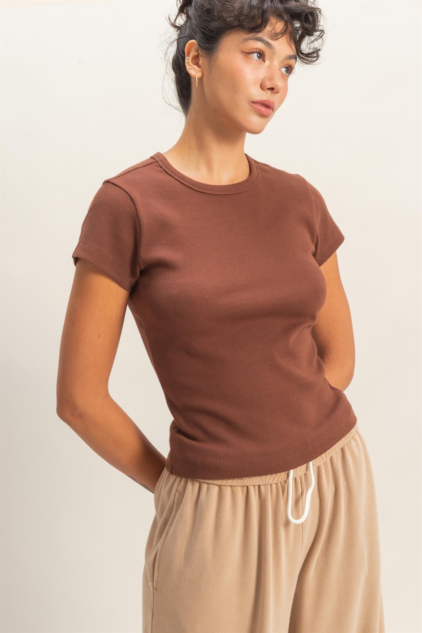 Wholesale Basic Ribbed Short Sleeve Top Clothing Tops DZ26A137 CHOCOLATE DOUBLE ZERO
